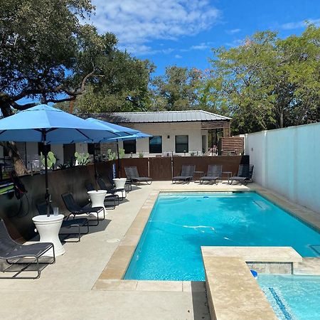 Hotel Flora&Fauna Wimberley Exterior foto