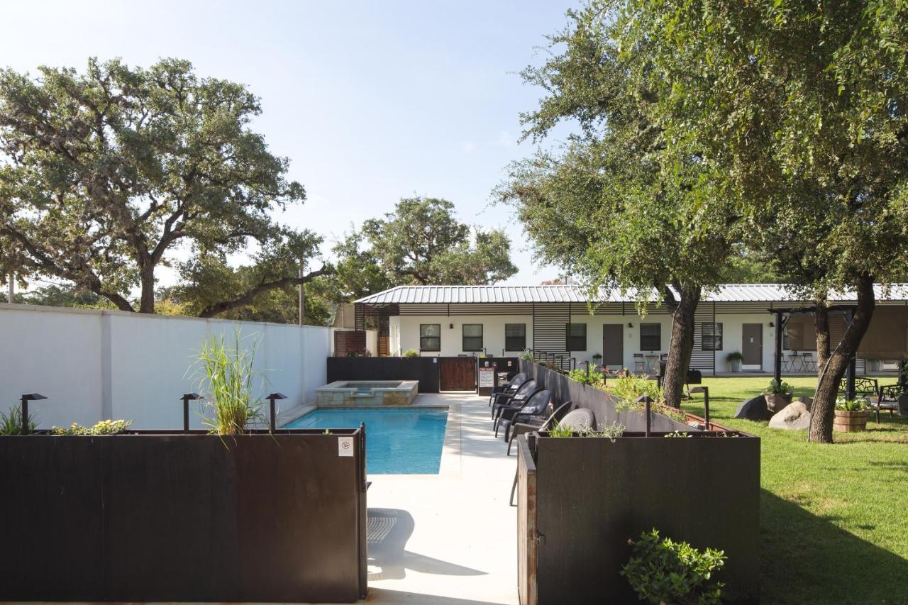 Hotel Flora&Fauna Wimberley Exterior foto