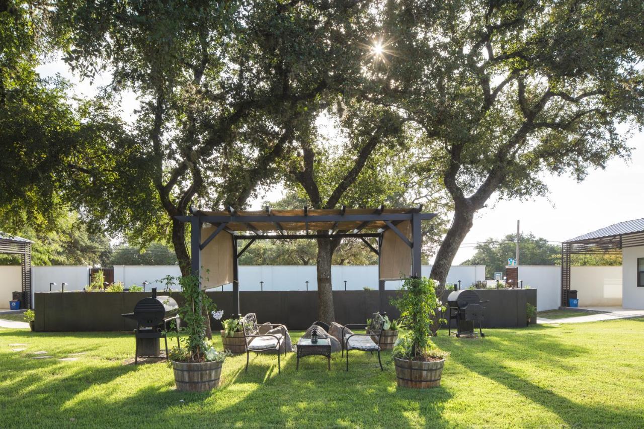 Hotel Flora&Fauna Wimberley Exterior foto