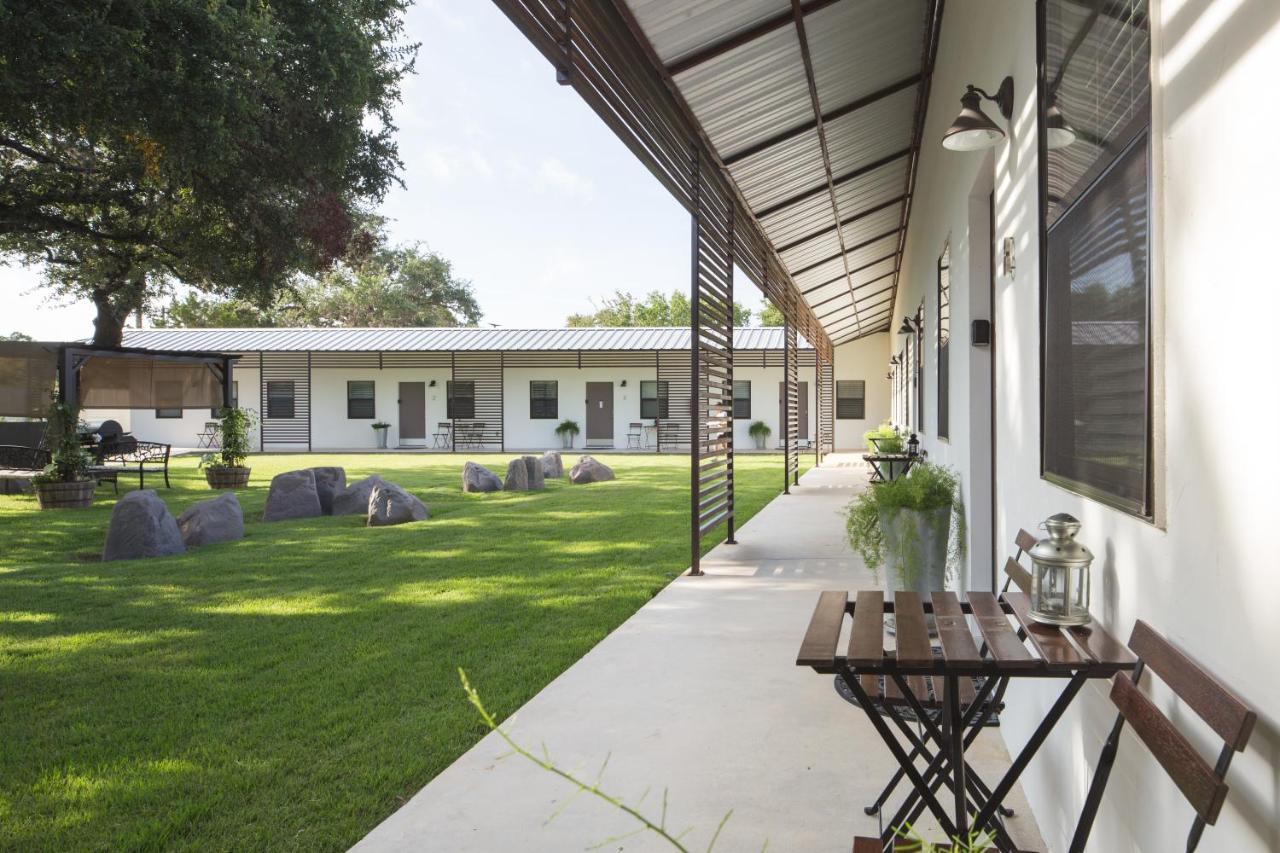 Hotel Flora&Fauna Wimberley Exterior foto